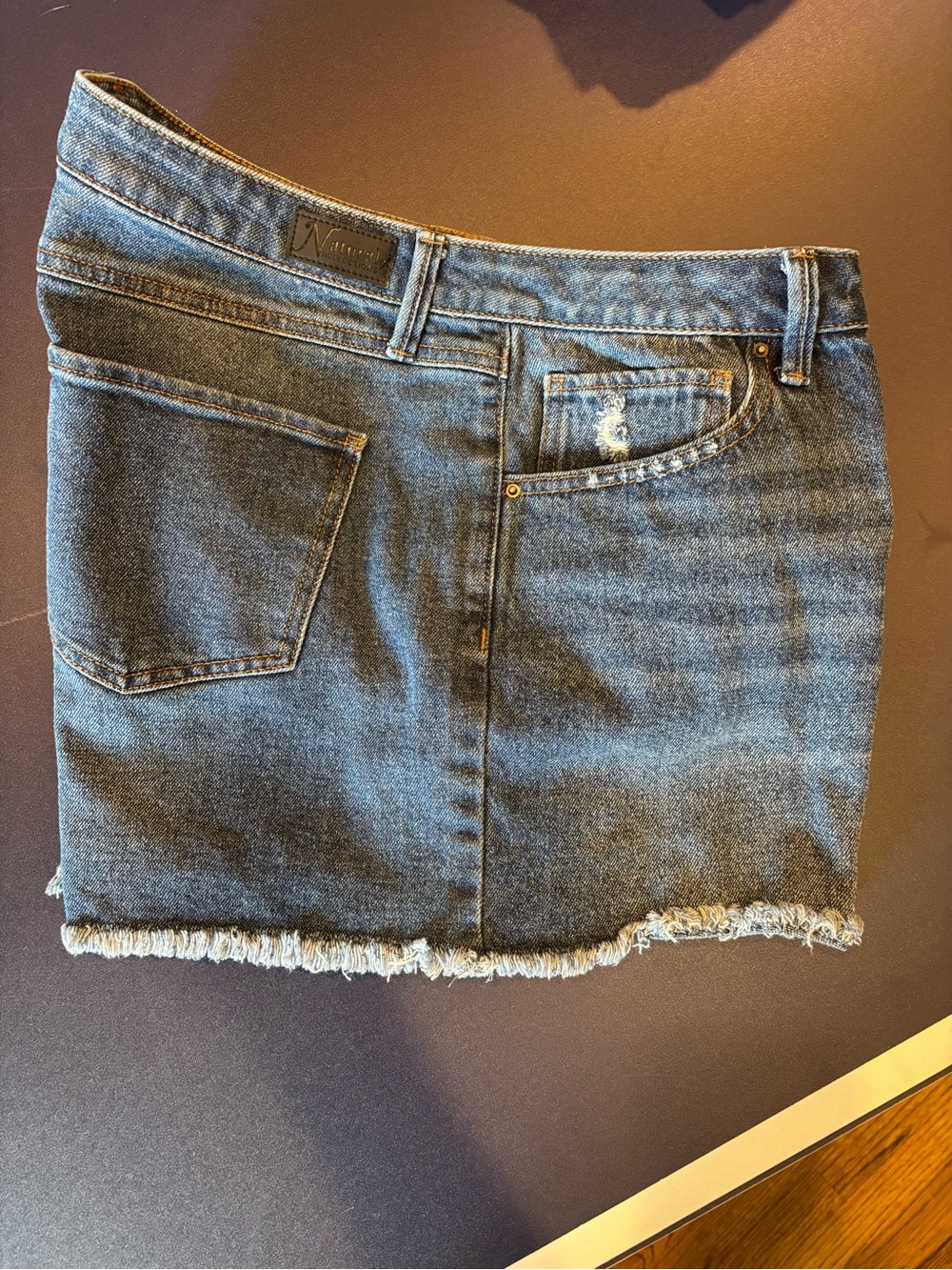 Natural Reflections Blue Denim jeans with Frayed Hem